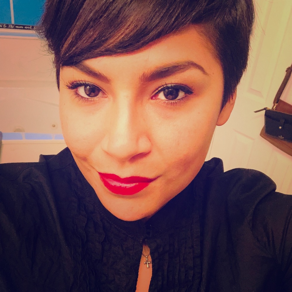 Meet your Posher, Virginia